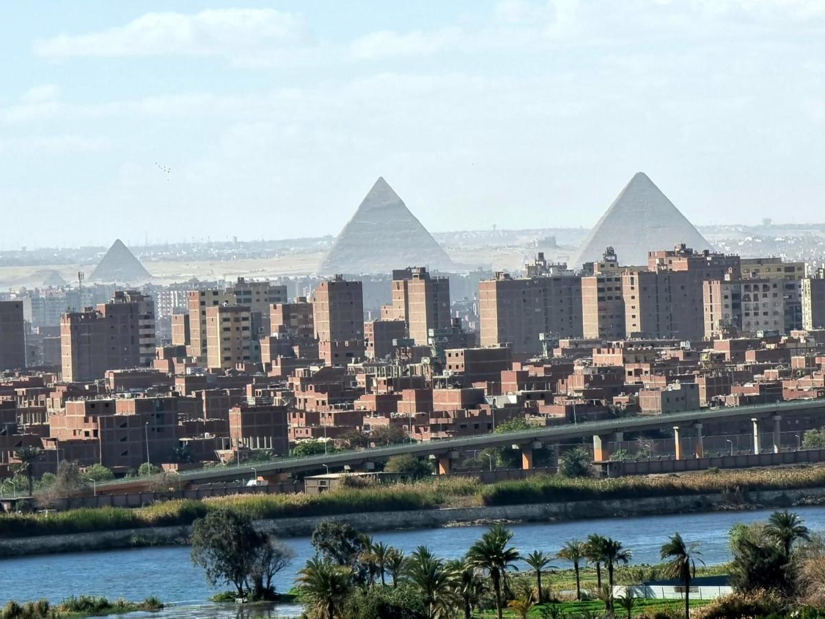 Amazing Nile View And Pyramids Apartment Cairo Exterior photo